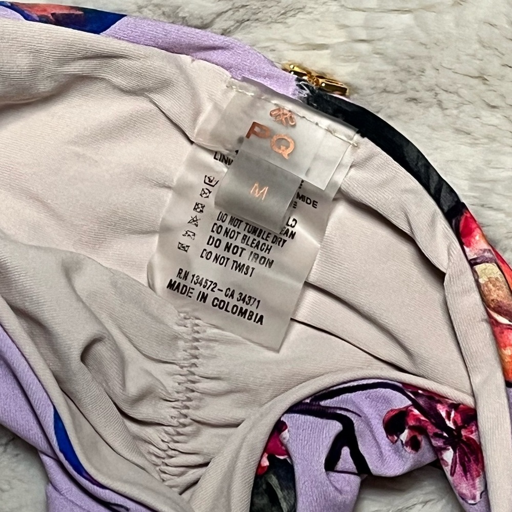 PILY Q SET! -Large Top / Medium Bottom *SET* - Picture 4 of 11